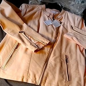 MOTO JACKET LIGHT PEACHCalvin klein faux leather.Size large NWT.